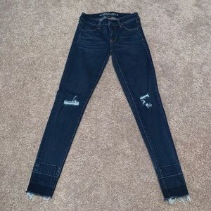 American Eagle Outfitters ripped jegging